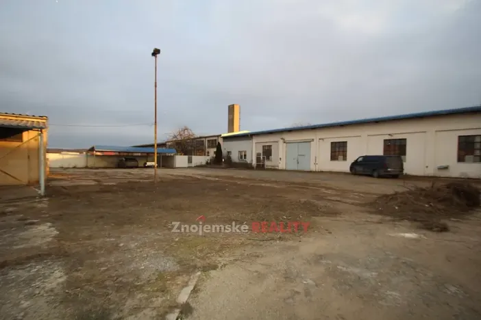 Pronájem skladu, Znojmo, 441 m2