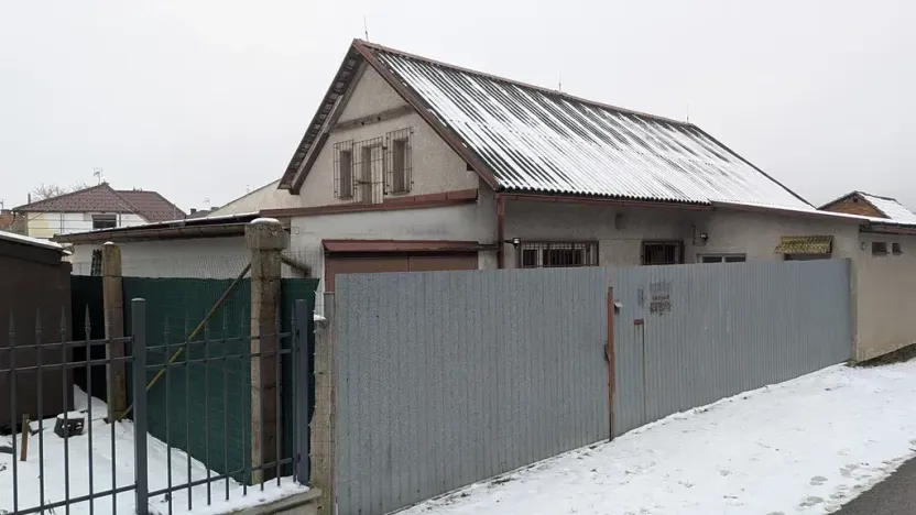 Pronájem výrobních prostor, Holoubkov, 150 m2