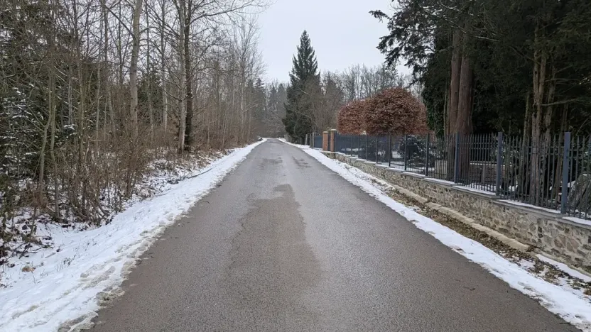 Pronájem výrobních prostor, Holoubkov, 150 m2