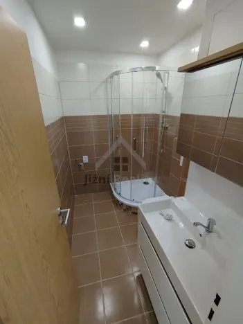 Prodej bytu 3+1, České Budějovice, Průběžná, 61 m2