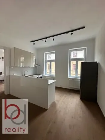 Pronájem bytu 2+1, České Budějovice, Matice školské, 71 m2
