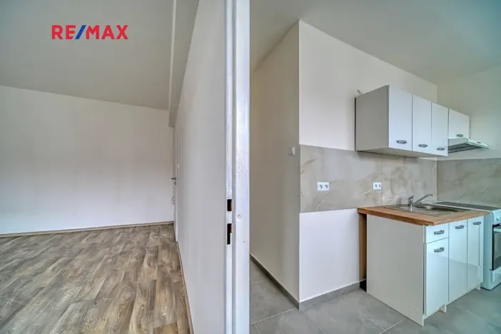 Pronájem bytu 1+1, Mladá Boleslav, 17. listopadu, 40 m2