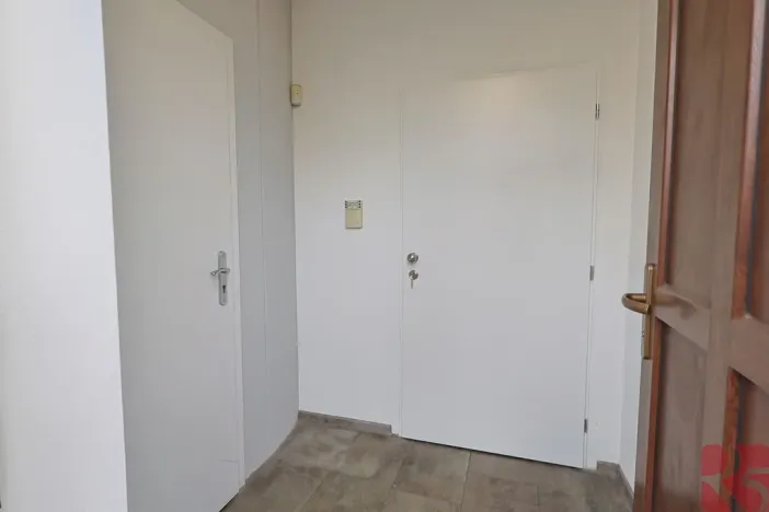 Pronájem bytu 4+1, Praha - Žižkov, Na Jarově, 63 m2