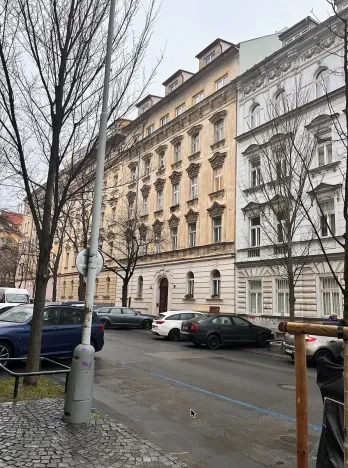 Dražba bytu 2+1, Praha - Vinohrady, Šumavská, 93 m2