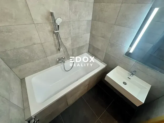 Pronájem bytu 3+1, Praha - Černý Most, Vybíralova, 79 m2