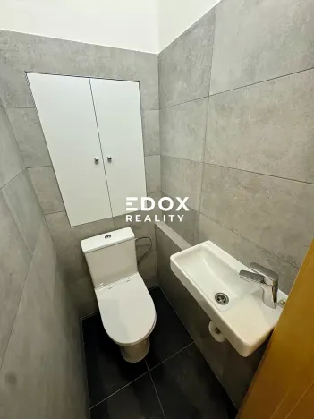 Pronájem bytu 3+1, Praha - Černý Most, Vybíralova, 79 m2