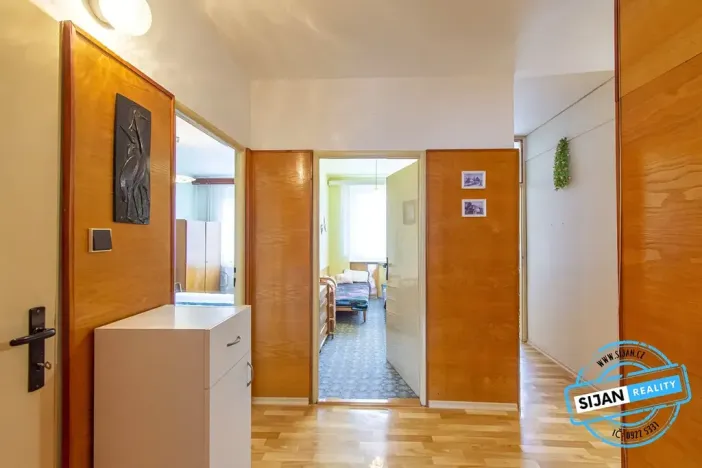 Prodej bytu 3+1, Krnov, SPC F, 72 m2