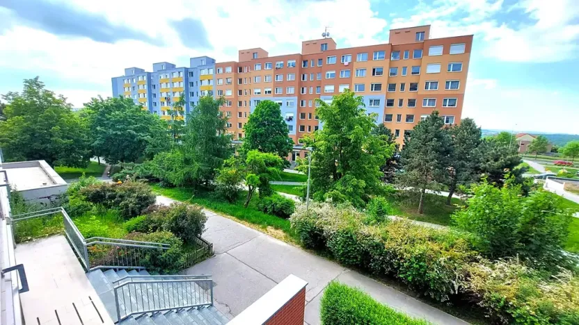 Prodej bytu 3+1, Praha - Horní Měcholupy, Livornská, 74 m2