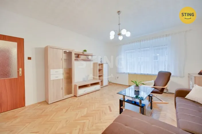 Prodej bytu 3+1, Hodonín, Pr. Veselého, 75 m2