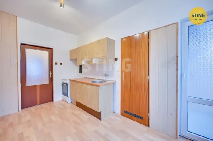 Prodej bytu 3+1, Hodonín, Pr. Veselého, 75 m2