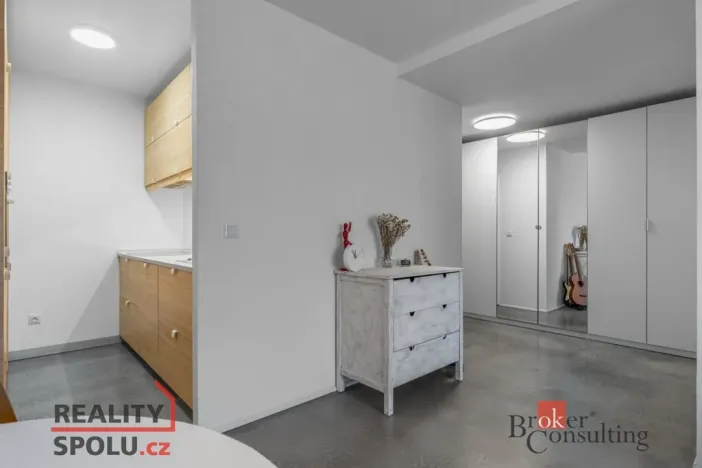 Prodej bytu 2+kk, Praha - Stodůlky, Borovanského, 44 m2