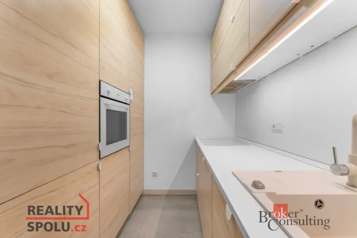 Prodej bytu 2+kk, Praha - Stodůlky, Borovanského, 44 m2