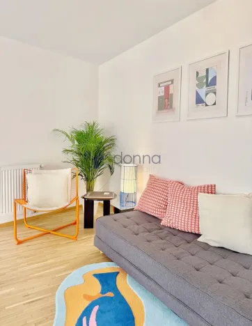 Pronájem bytu 3+1, Praha, Milíčova, 90 m2