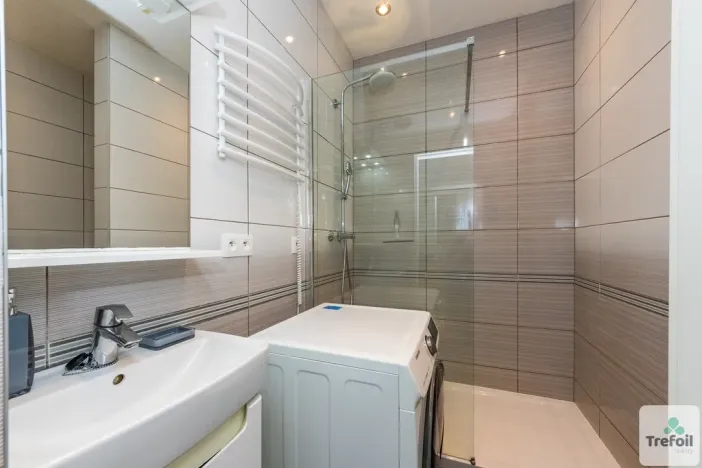 Prodej bytu 3+kk, Šestajovice, Komenského, 77 m2