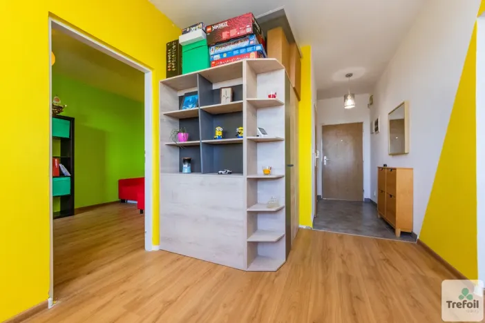 Prodej bytu 3+kk, Šestajovice, Komenského, 77 m2