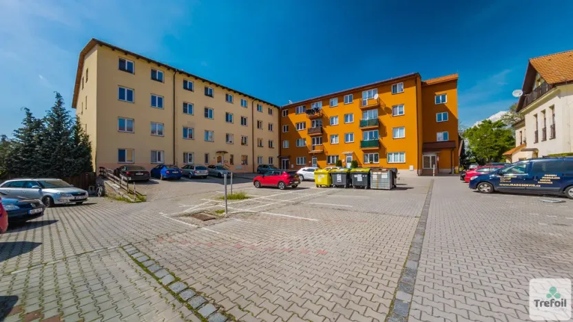 Prodej bytu 3+kk, Šestajovice, Komenského, 77 m2