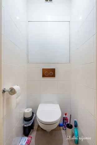 Pronájem bytu 2+1, Praha - Břevnov, Na Petřinách, 58 m2