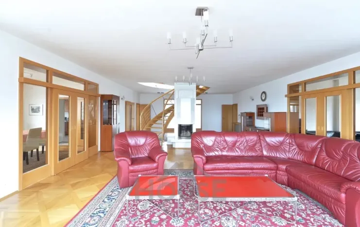 Pronájem vily, Praha - Smíchov, Nový Zlíchov, 839 m2