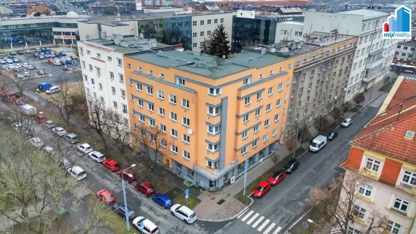 Prodej bytu 3+1, Plzeň, Guldenerova, 78 m2