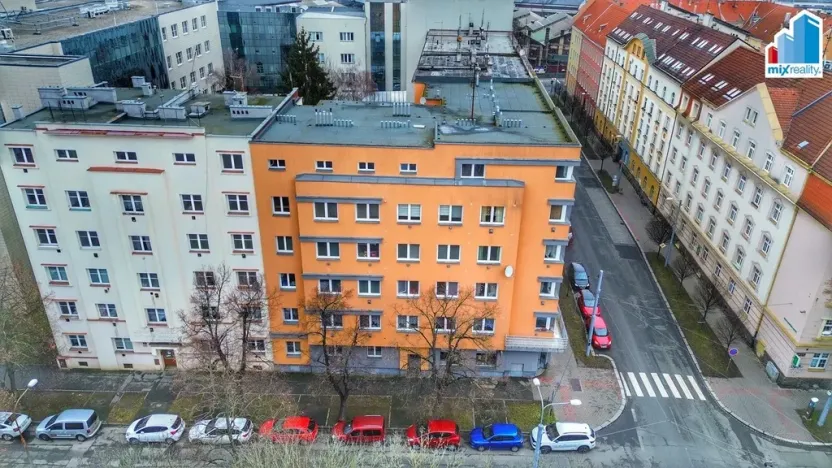 Prodej bytu 3+1, Plzeň, Guldenerova, 78 m2