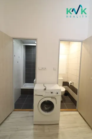 Pronájem bytu 2+1, Karlovy Vary, I. P. Pavlova, 52 m2