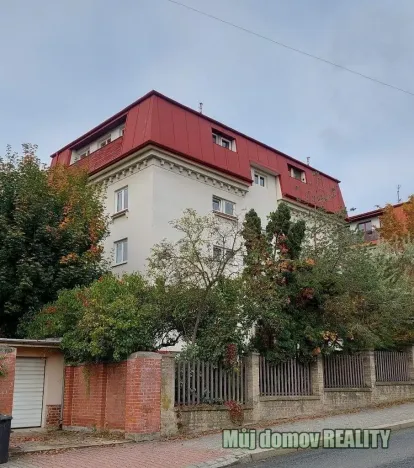 Pronájem bytu 2+1, Praha - Dejvice, Na Šťáhlavce, 61 m2