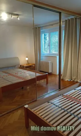 Pronájem bytu 2+1, Praha - Dejvice, Na Šťáhlavce, 61 m2