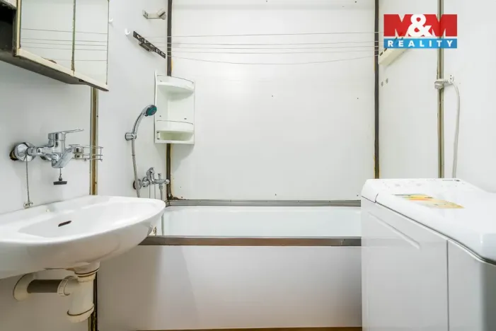 Prodej bytu 3+1, Praha - Horní Měcholupy, Na křečku, 80 m2