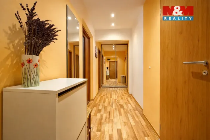 Prodej bytu 3+1, Frýdek-Místek - Frýdek, Bruzovská, 83 m2