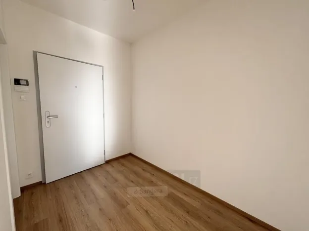 Pronájem bytu 1+kk, České Budějovice - České Budějovice 2, Na Zlaté stoce, 28 m2