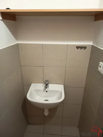 Pronájem obchodního prostoru, Napajedla, Dr. Beneše, 56 m2