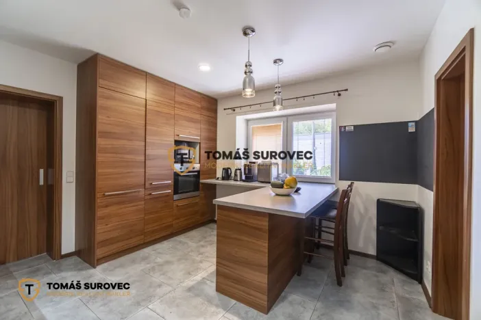 Pronájem pokoje, Hvozdná, Sokolská, 28 m2