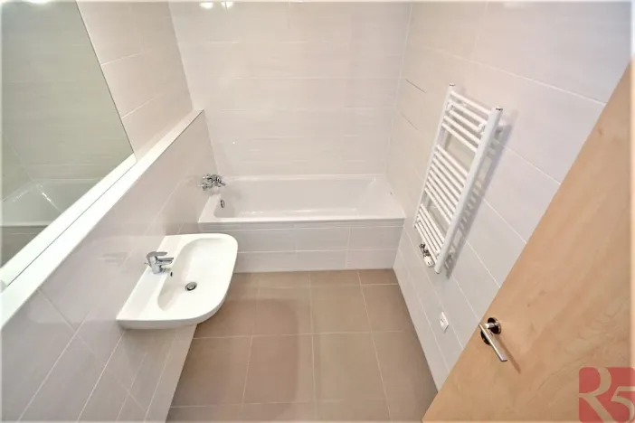 Pronájem bytu 2+kk, Praha - Žižkov, V zahrádkách, 55 m2