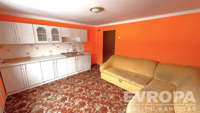 Prodej atypického bytu, Hostinné, Nádražní, 35 m2