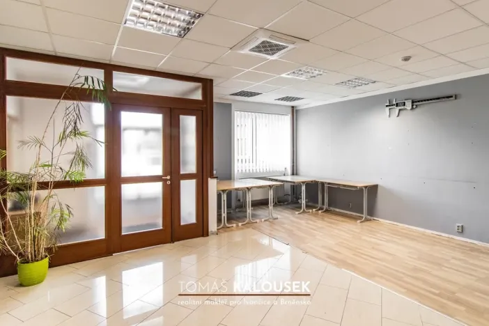 Pronájem kanceláře, Ivančice - Němčice, Ke Karlovu, 164 m2