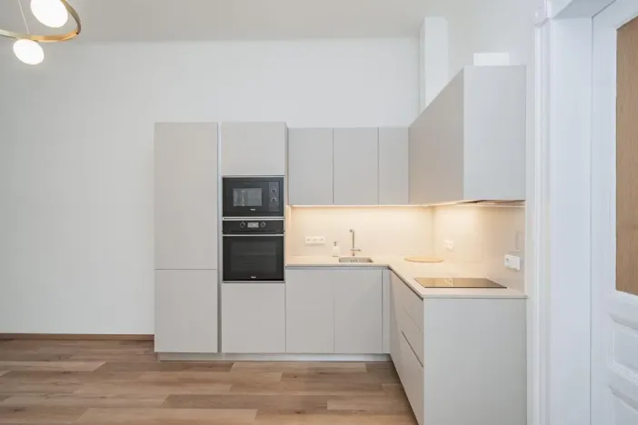 Pronájem bytu 2+kk, Praha - Vinohrady, Slezská, 57 m2