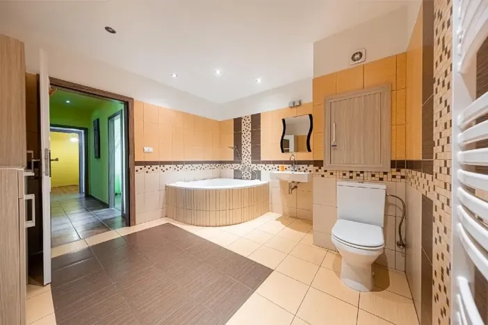 Prodej bytu 3+1, Pardubice, Palackého třída, 71 m2