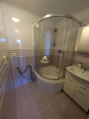 Pronájem bytu 2+1, Chomutov, Zahradní, 60 m2