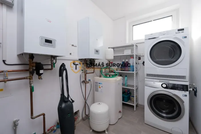 Prodej rodinného domu, Zlín, K Luhám, 277 m2