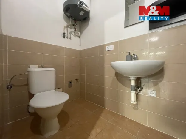 Pronájem bytu 1+kk, Prostějov, Školní, 33 m2