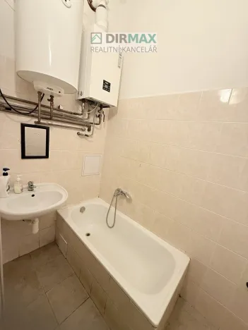 Pronájem bytu 1+1, Plzeň, Koterovská, 56 m2