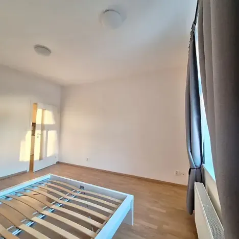 Pronájem bytu 2+1, Praha - Bubeneč, U zeměpisného ústavu, 46 m2