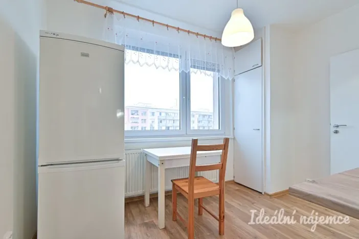 Pronájem bytu 2+1, Brno, Kubíčkova, 55 m2