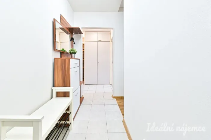 Pronájem bytu 2+1, Brno, Kubíčkova, 55 m2