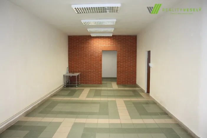 Pronájem obchodního prostoru, Hodonín, nám. 17. listopadu, 535 m2