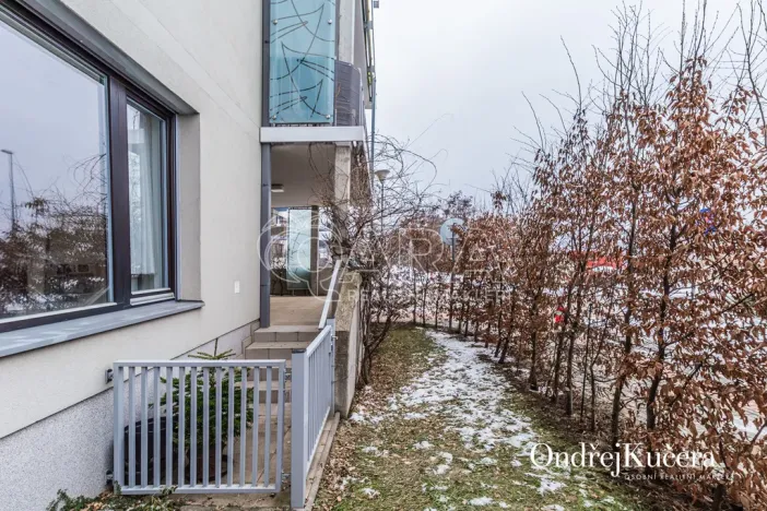 Pronájem bytu 4+kk, Praha - Dolní Chabry, K Beranovu, 188 m2