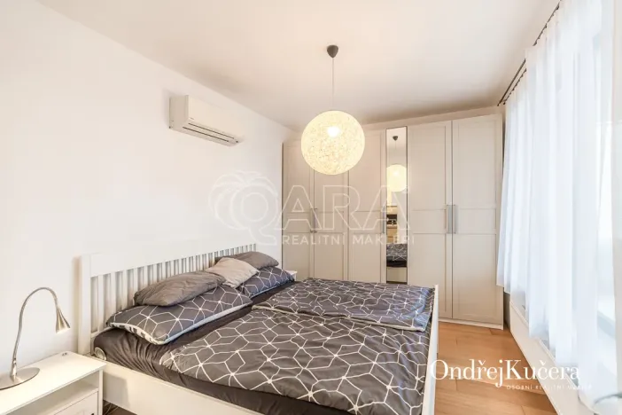 Pronájem bytu 4+kk, Praha - Dolní Chabry, K Beranovu, 188 m2