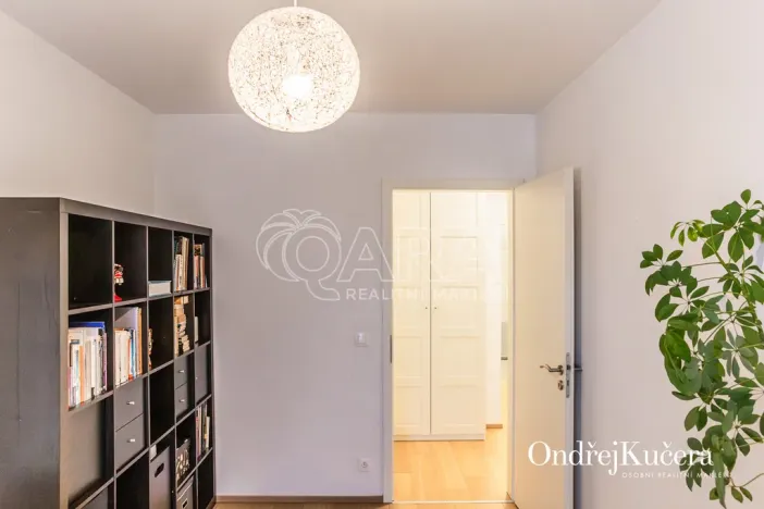 Pronájem bytu 4+kk, Praha - Dolní Chabry, K Beranovu, 188 m2