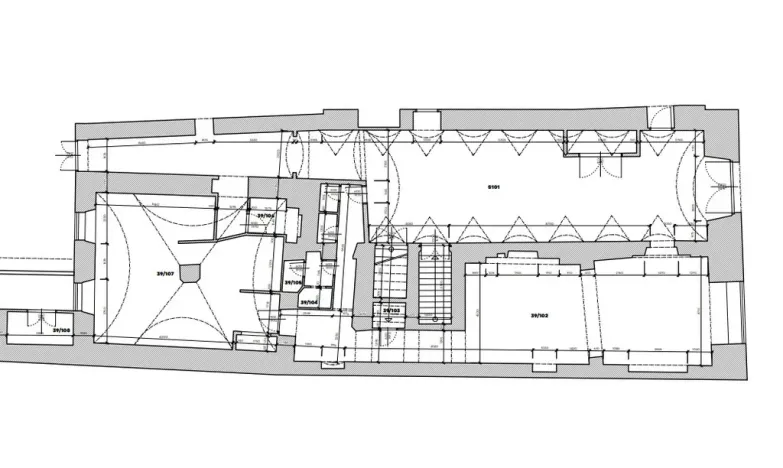 Pronájem restaurace, Hradec Králové, Velké náměstí, 179 m2