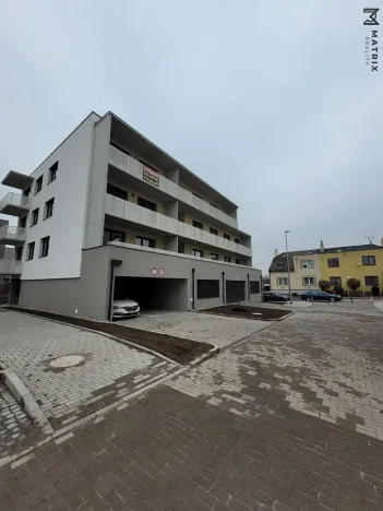 Pronájem bytu 2+kk, Pardubice, Nová Tesla, 55 m2